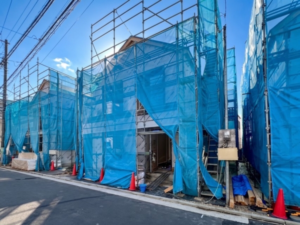 横浜市鶴見区駒岡１丁目　新築一戸建て