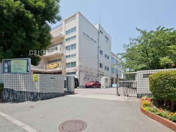 横浜市南区六ツ川２丁目　新築一戸建て(横浜市立六ツ川中学校)