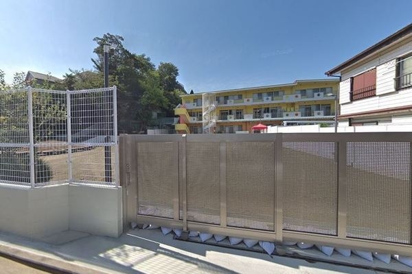 横浜市南区六ツ川２丁目　新築一戸建て(久良岐保育園)