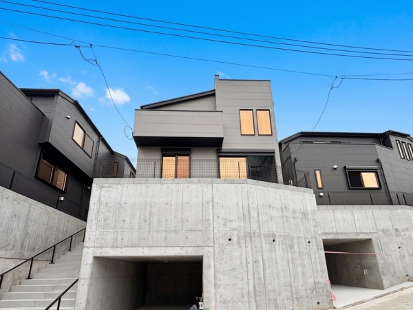 横浜市港北区篠原北１丁目　新築一戸建て