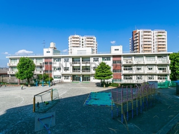横浜市神奈川区神大寺１丁目　新築一戸建て(横浜市立南神大寺小学校)