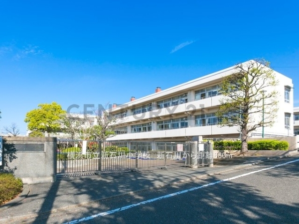 横浜市青葉区新石川３丁目　新築一戸建て(横浜市立新石川小学校)