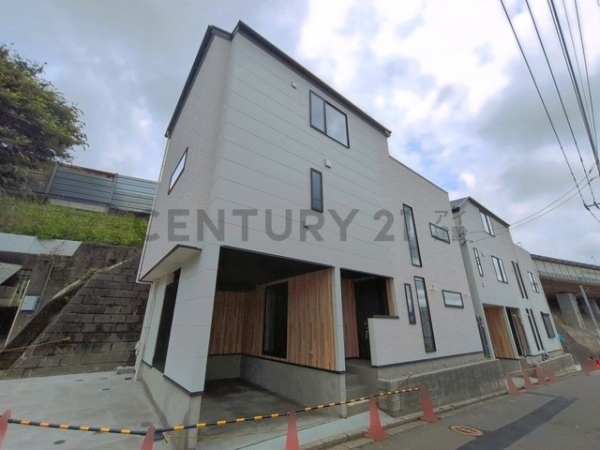 横浜市青葉区新石川3丁目 新築一戸建て