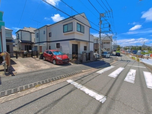 横浜市瀬谷区二ツ橋町の中古一戸建て