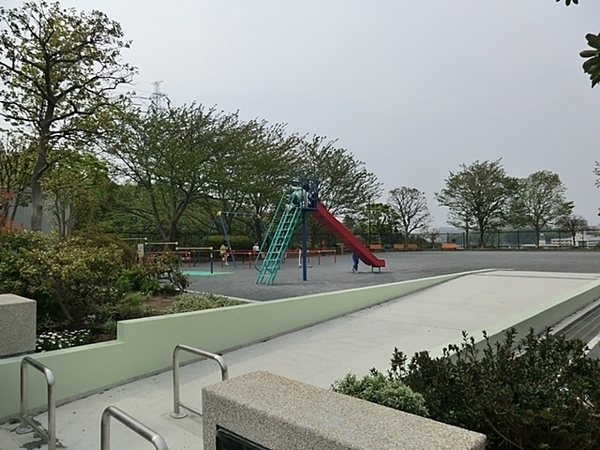 横浜市戸塚区上柏尾町　新築一戸建て(上柏尾第三公園)