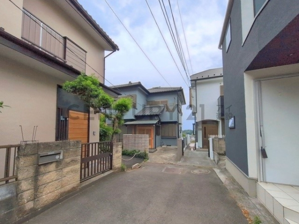 川崎市多摩区西生田５丁目　中古一戸建て