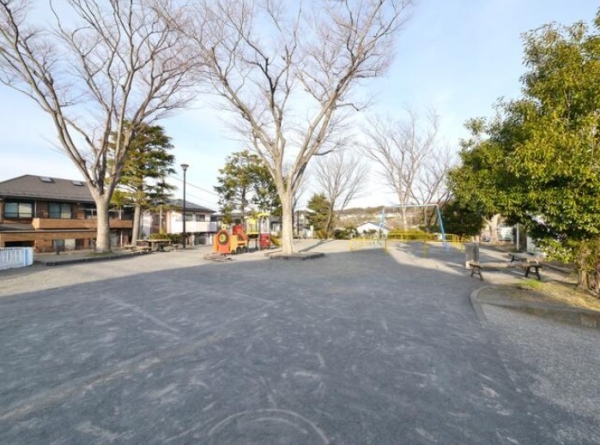 横浜市栄区野七里２丁目　新築一戸建て(野七里第三公園)