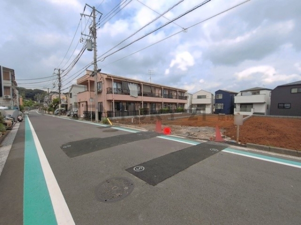 横浜市鶴見区東寺尾１丁目　新築一戸建て