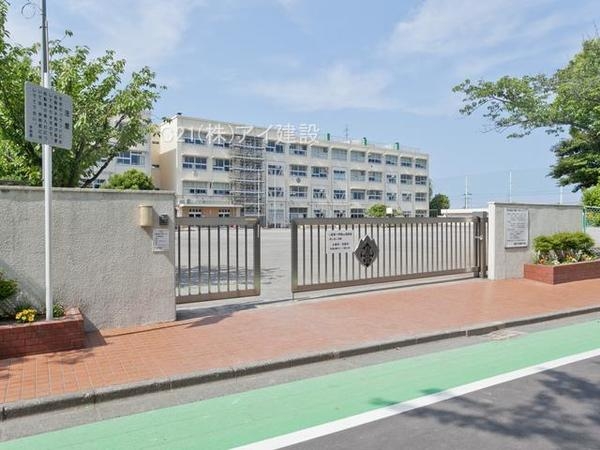 横浜市金沢区富岡西４丁目　新築一戸建て(横浜市立西富岡小学校)