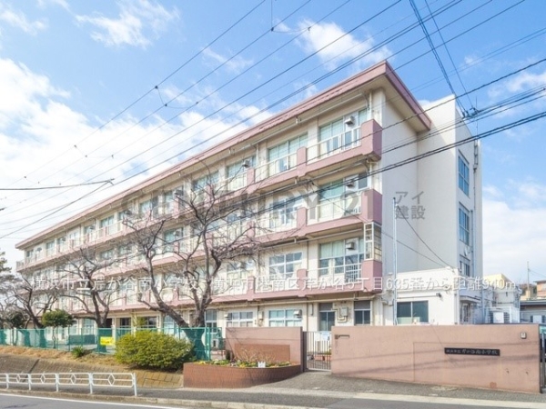 横浜市港南区芹が谷５丁目　新築一戸建て(横浜市立芹が谷南小学校)