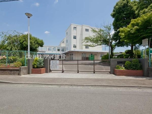 横浜市港南区日限山３丁目　新築一戸建て(横浜市立日限山中学校)