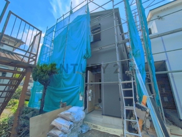 横浜市栄区長沼町　新築一戸建て
