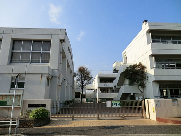 横浜市港南区野庭町　新築一戸建て(横浜市立東永谷中学校)