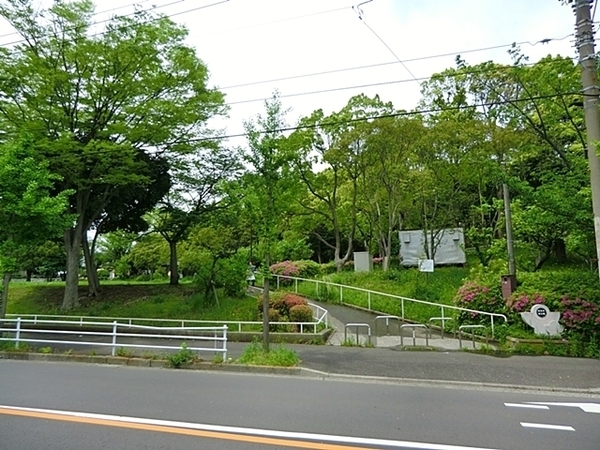 横浜市港南区日野中央３丁目　新築一戸建て(洋光台西公園)