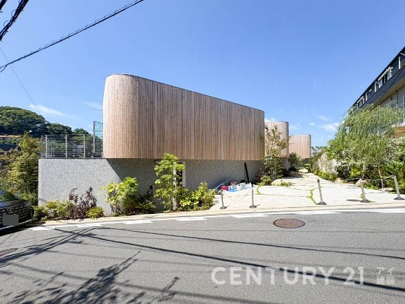横浜市中区大和町２丁目　新築一戸建て
