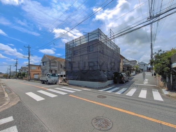 横浜市旭区上白根３丁目　新築一戸建て