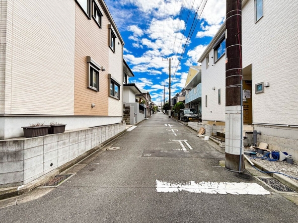 横浜市港南区笹下３丁目　新築一戸建て