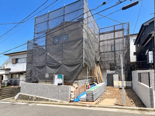 横浜市南区六ツ川２丁目　新築一戸建て