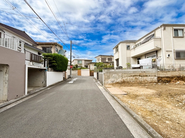 横浜市南区六ツ川２丁目　新築一戸建て