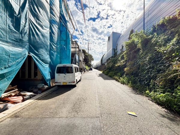 横浜市青葉区千草台　新築一戸建て