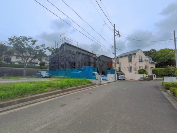 横浜市金沢区能見台６丁目　新築一戸建て