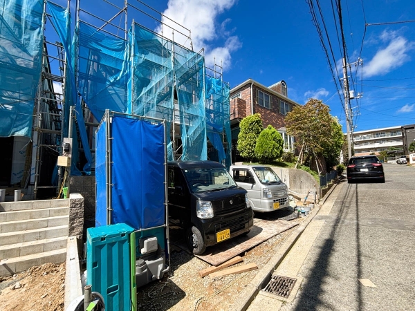 横浜市青葉区美しが丘西１丁目　新築一戸建て