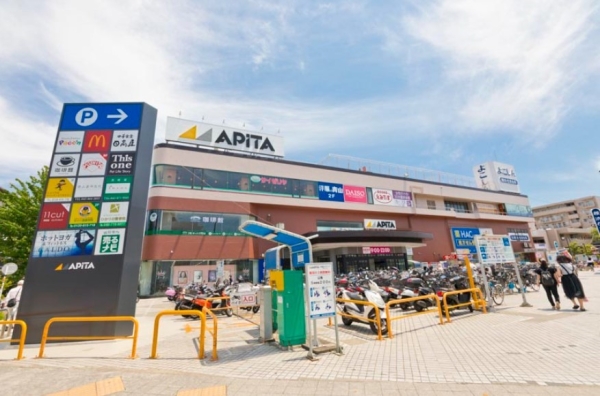 横浜市戸塚区戸塚町　新築一戸建て(アピタ戸塚店)