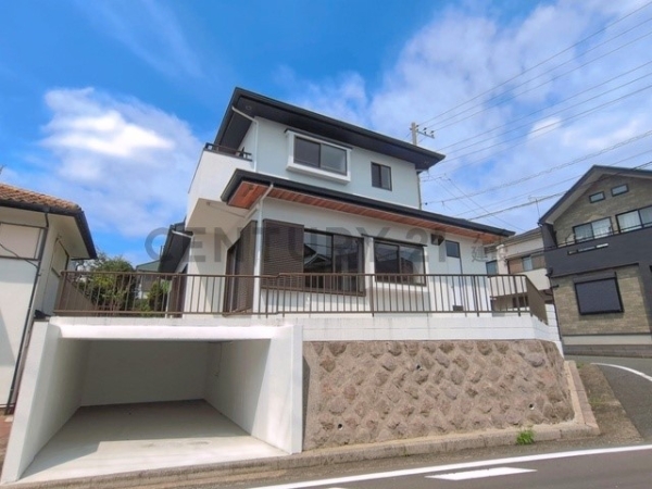 横浜市旭区上白根３丁目　中古一戸建て