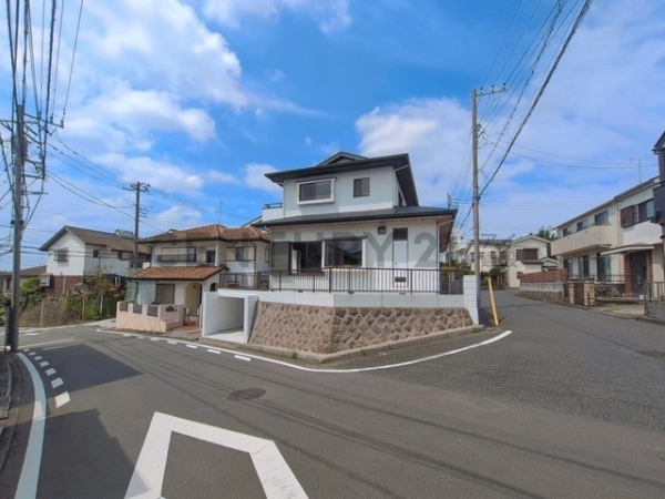 横浜市旭区上白根３丁目　中古一戸建て