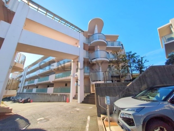 ライオンズヒルズ本郷台伍番館