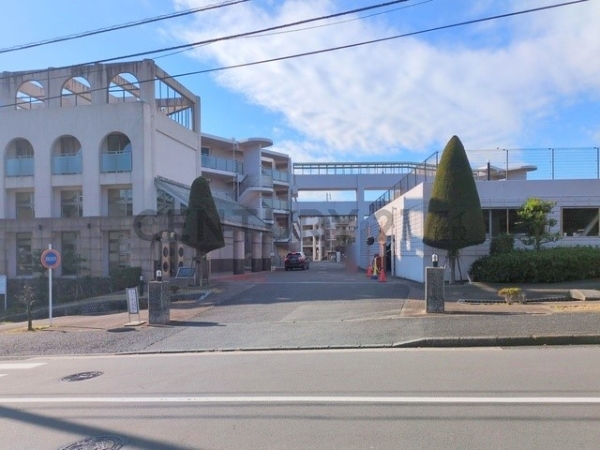 ライオンズヒルズ本郷台伍番館
