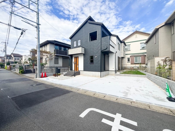 綾瀬市上土棚中６丁目　新築一戸建て