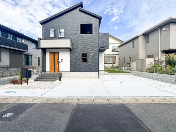 綾瀬市上土棚中６丁目　新築一戸建て