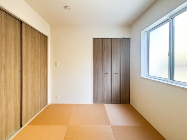 綾瀬市上土棚南４丁目　新築一戸建て