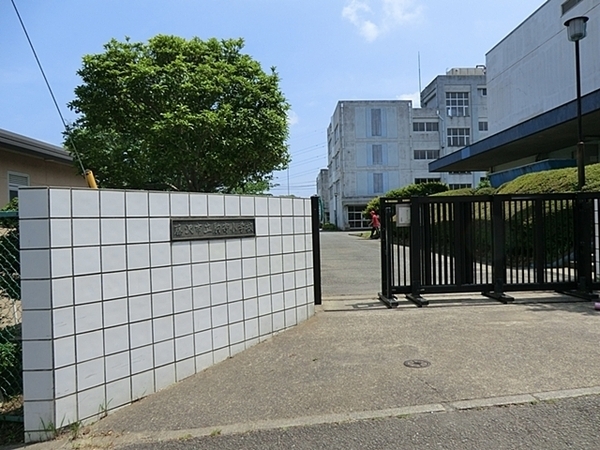 藤沢市石川　新築一戸建て(藤沢市立駒寄小学校)
