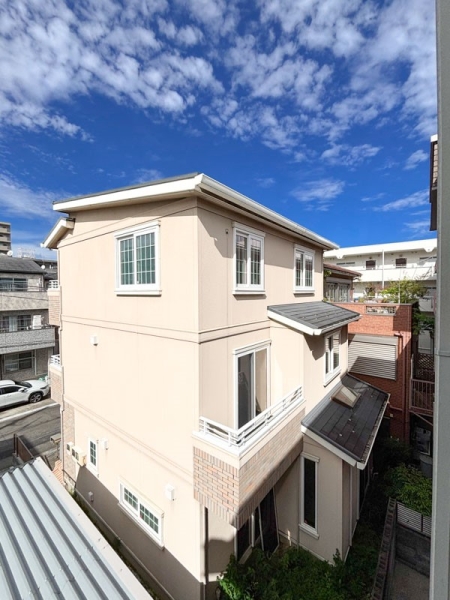 川崎市中原区下小田中２丁目　中古一戸建て