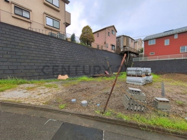 横浜市青葉区大場町　新築一戸建て