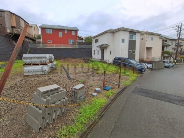 横浜市青葉区大場町　新築一戸建て