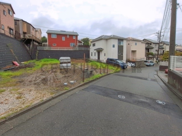 横浜市青葉区大場町　新築一戸建て