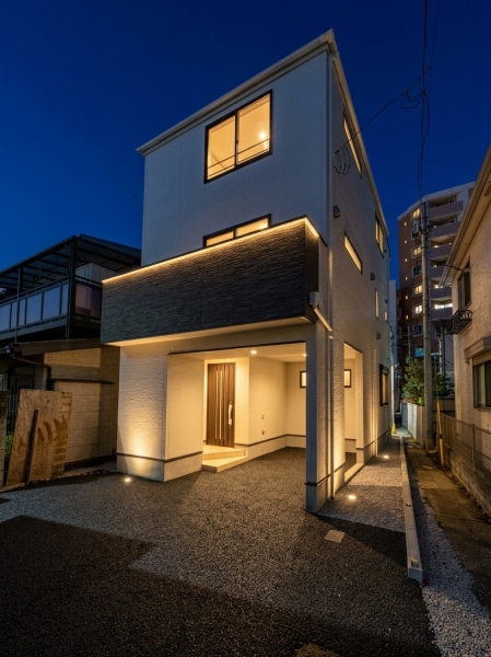 横浜市鶴見区豊岡町　新築一戸建て