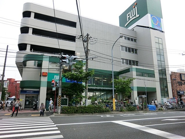 横浜市南区清水ケ丘　新築一戸建て(FUJI横浜南店)