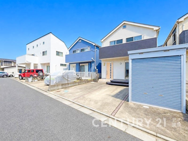 藤沢市片瀬海岸３丁目の中古一戸建て