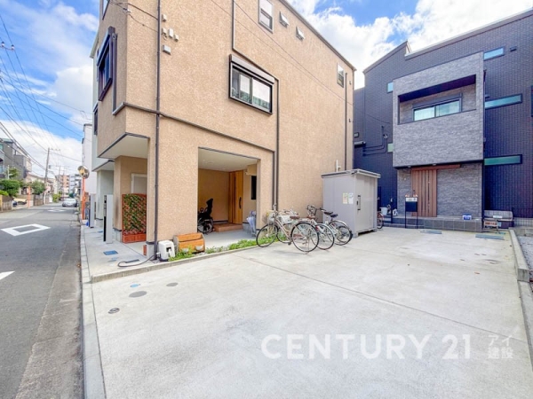 川崎市中原区木月４丁目　中古一戸建て