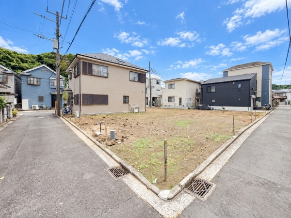 横浜市金沢区大道２丁目　新築一戸建て