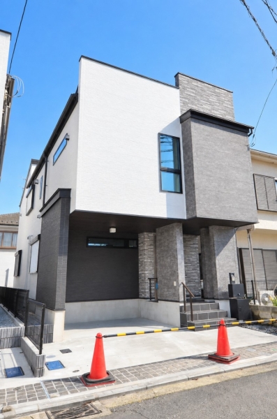 横浜市神奈川区神大寺４丁目　新築一戸建て
