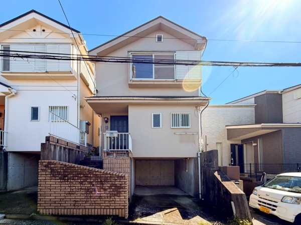 横浜市南区永田北２丁目　中古一戸建て