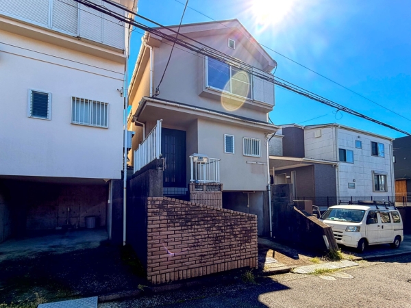 横浜市南区永田北２丁目　中古一戸建て