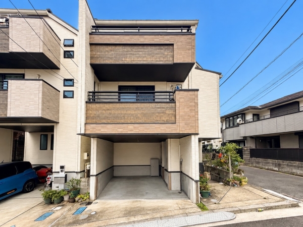 横浜市西区境之谷　中古一戸建て