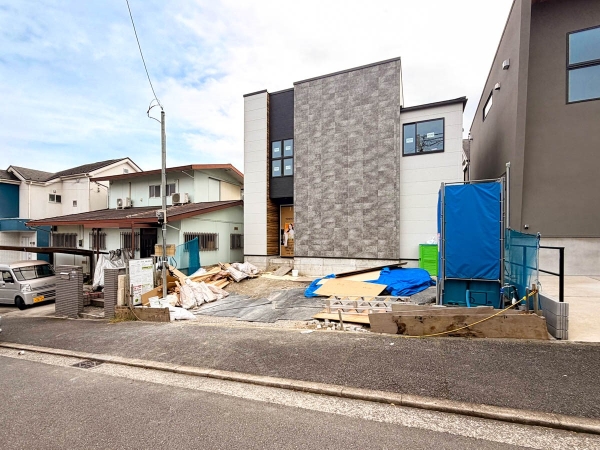 横浜市栄区上之町　新築一戸建て