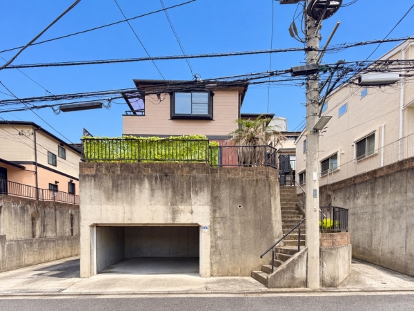 横浜市神奈川区子安台２丁目の中古一戸建て